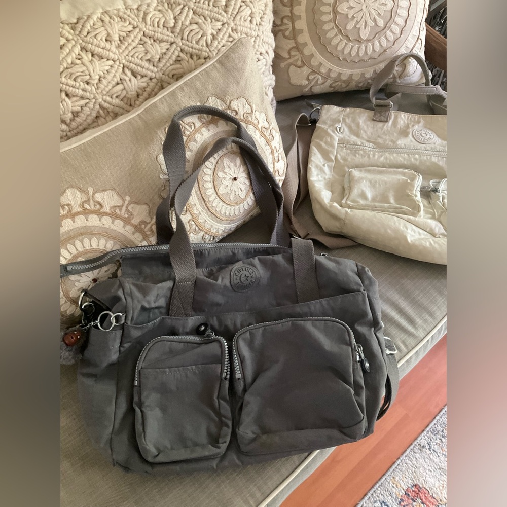 Kipling bags great condition